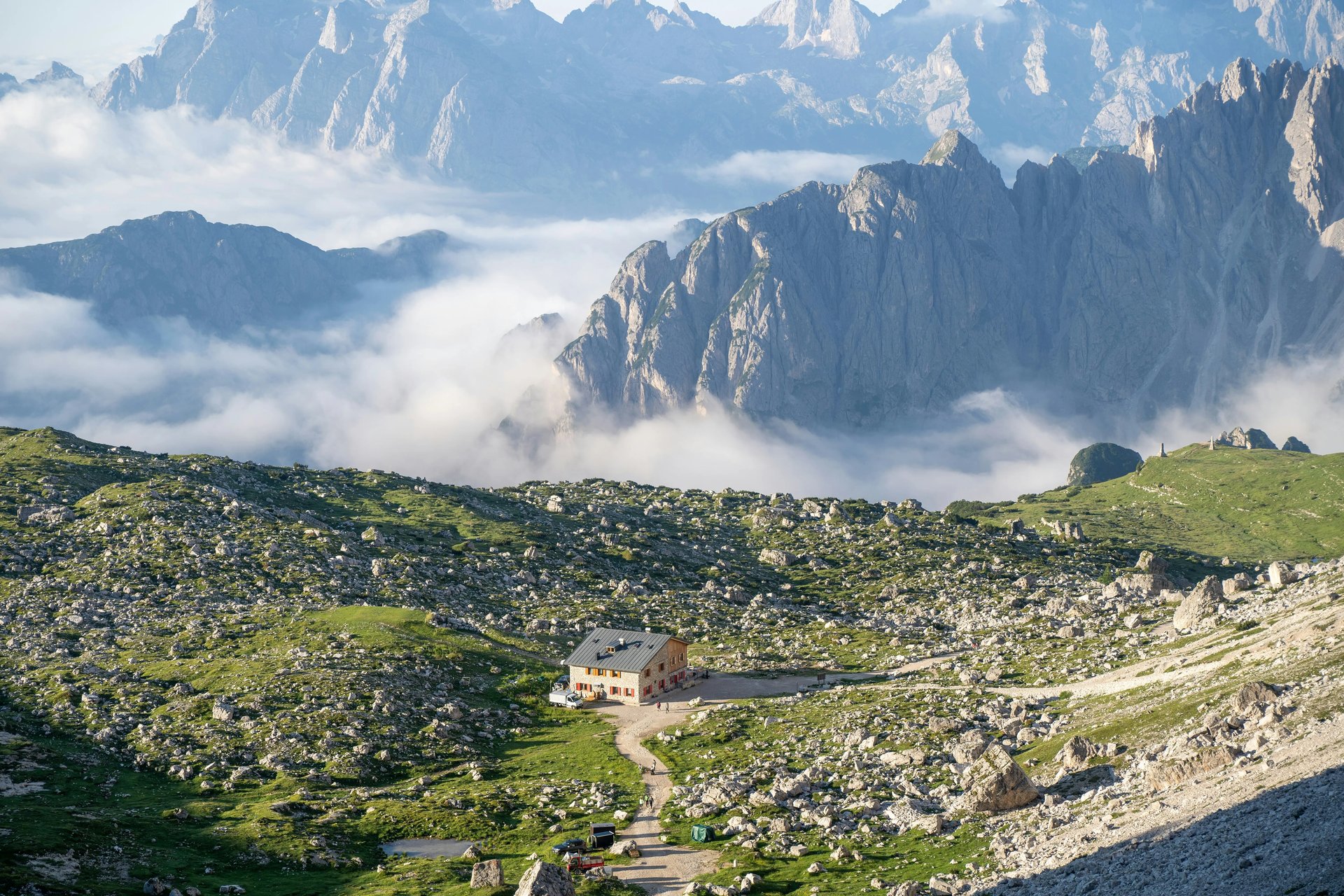 돌로미테는 산장(Rifugio) 자체가 멋진 뷰 포인트다