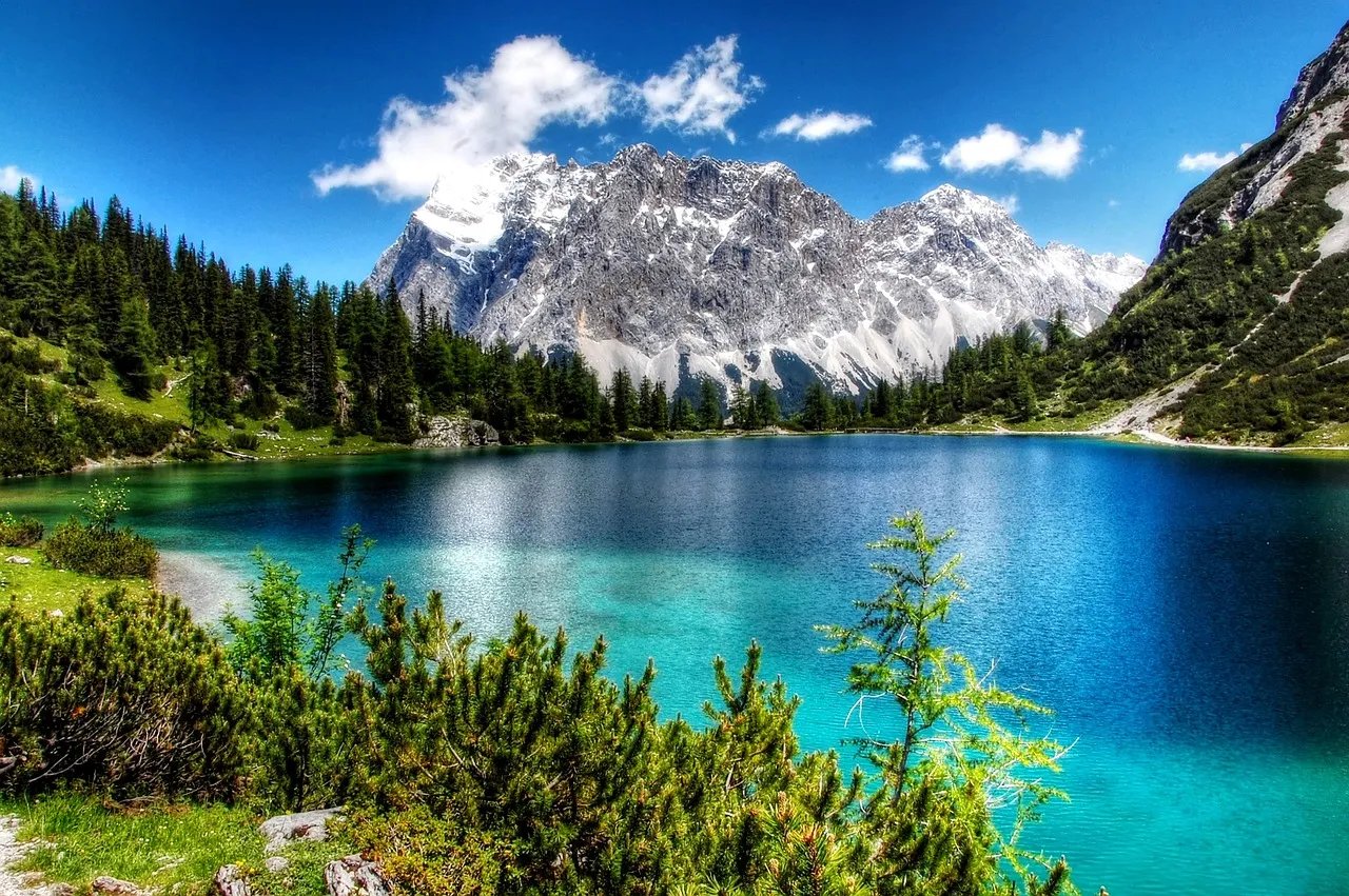 독일의 최고봉, 알프스 산맥의 추크슈피체(Zugspitze)