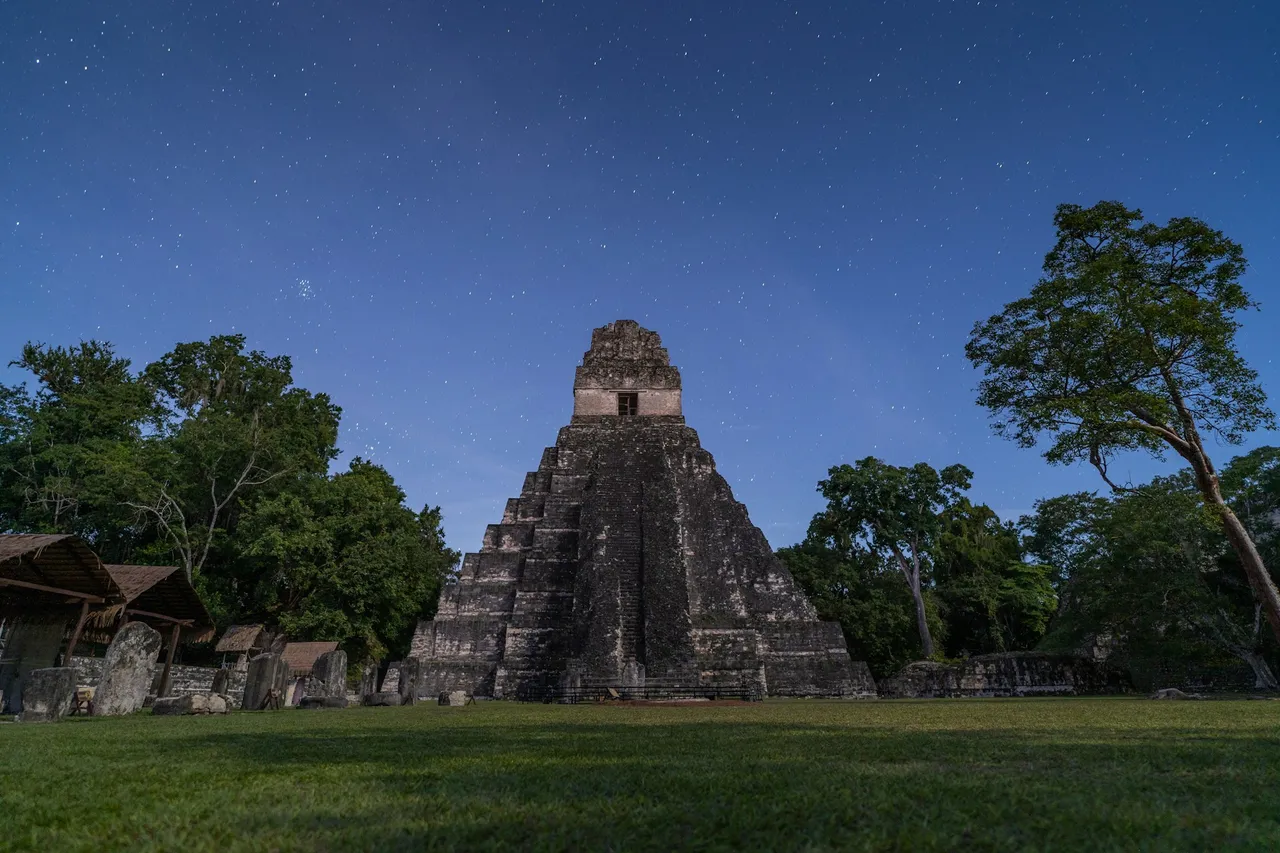 론리플래닛 La Ruta Maya 한 권을 섭렵하는 여행